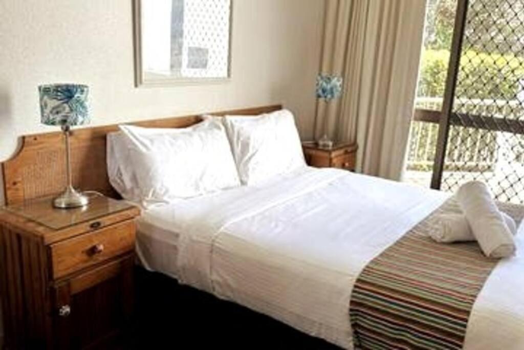 2 Bedroom Ocean View - Alexandria Apartments -Alexandra Headland Maroochydore Eksteriør billede